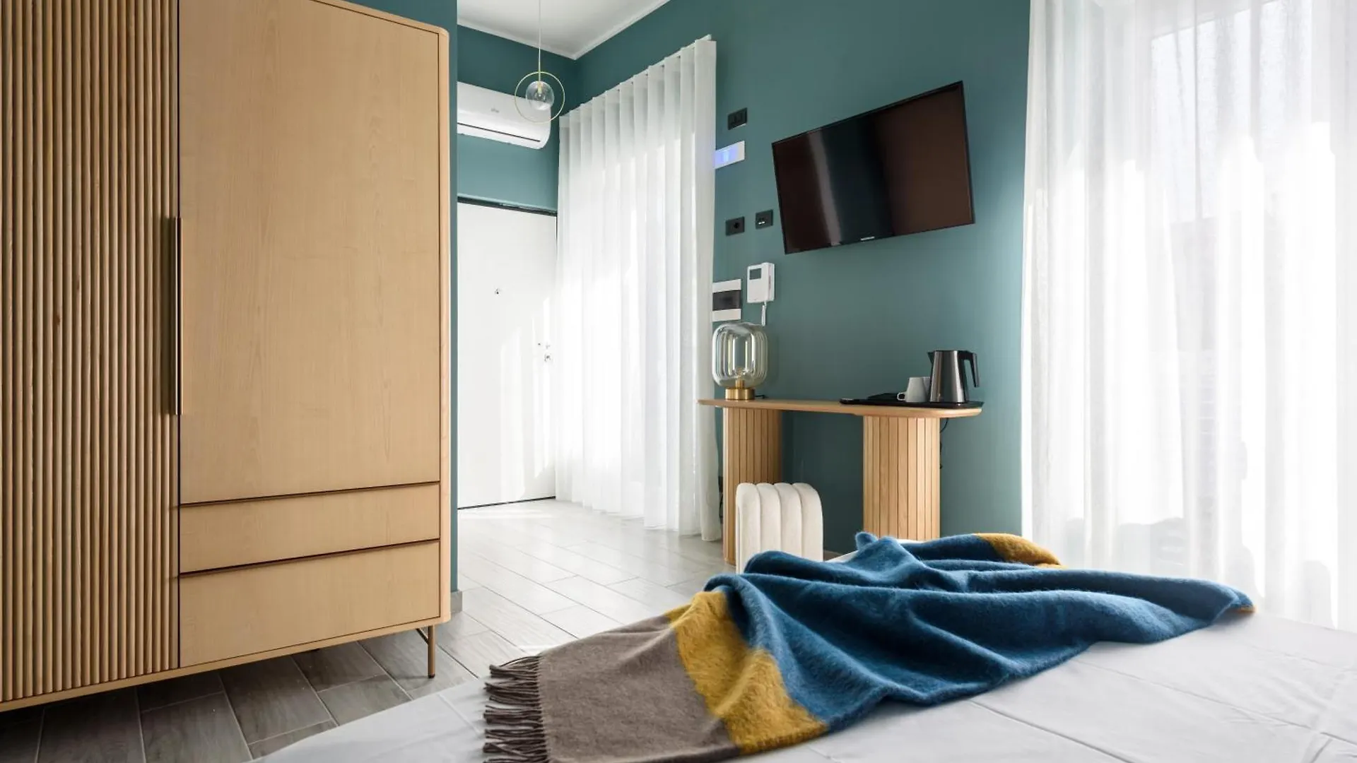Pavean Suites Frattamaggiore 0*,  Italy
